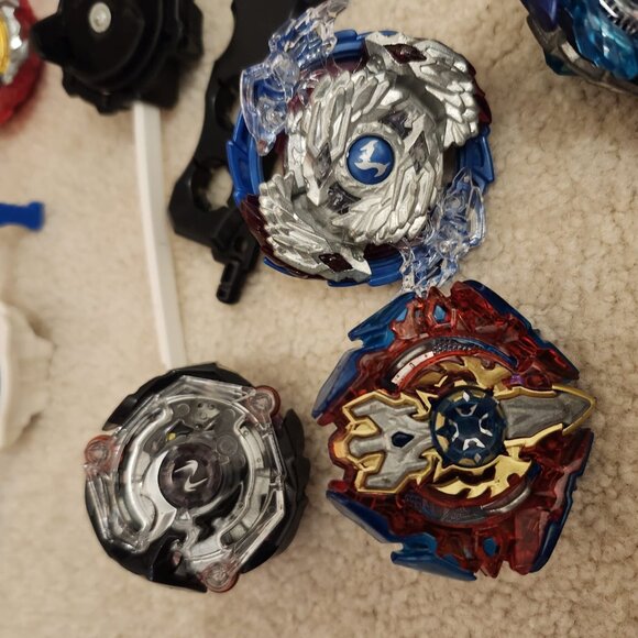 Beyblades (Bundle) - Picture 2 of 4